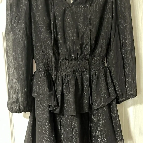 ⭐️ NWT- Steve Madden smocked waist black mini dress - size XS - Picture 9 of 10